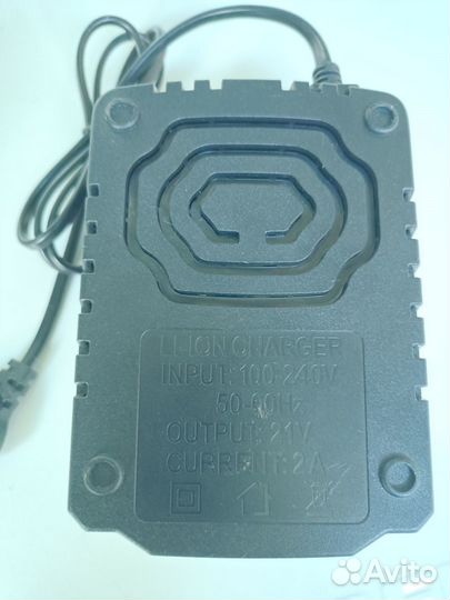 Зарядное устройство для аккумуляторов 5S 18-21 в