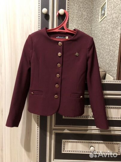 Пиджак школьный для девочки бордовый