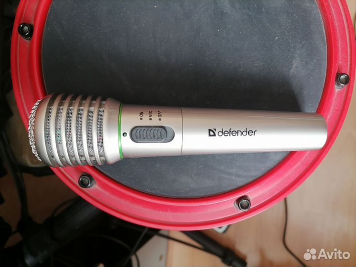 Микрофон Defender