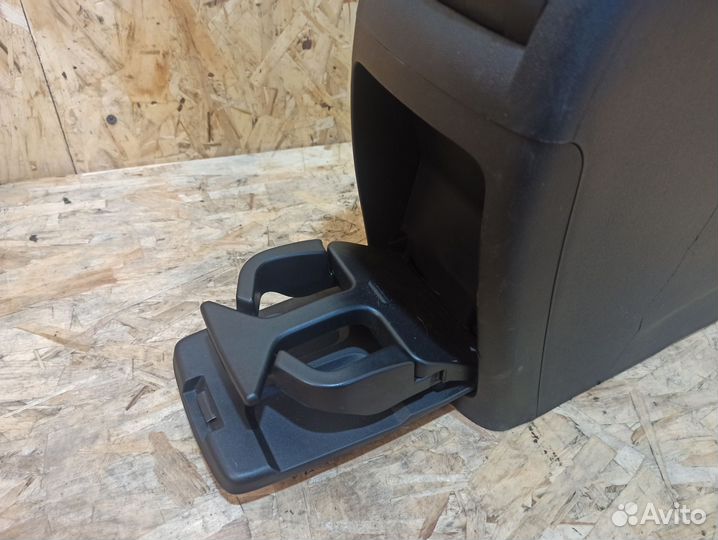 Подлокотник Kia Ceed ED