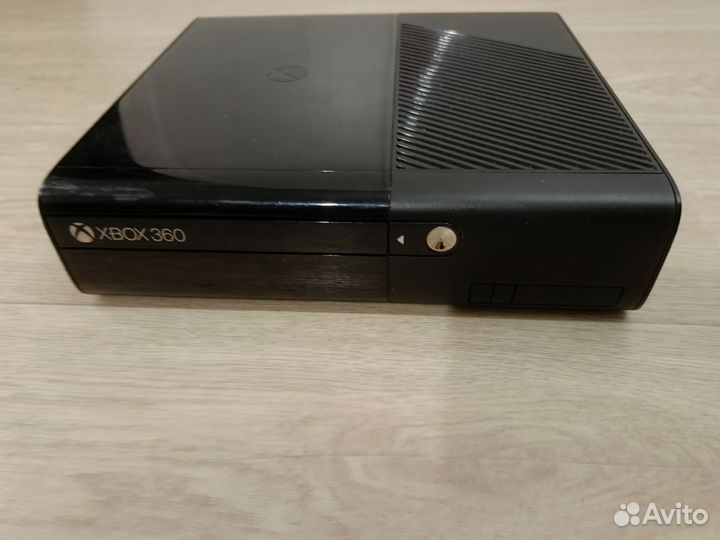 Xbox 360Е 500Gb