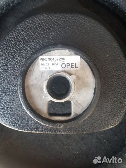Руль Opel 90437296