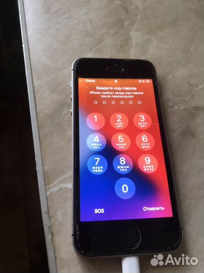 iPhone SE, 32 ГБ