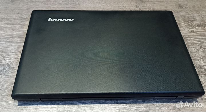 Ноутбук Lenovo G700 + сумка