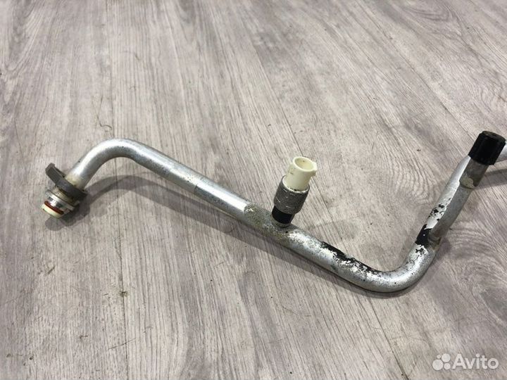 Трубка кондиционера Ford Focus 2 sida 2010