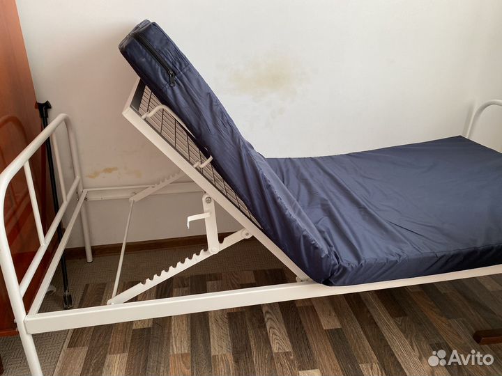 Медицинская функциональная кровать