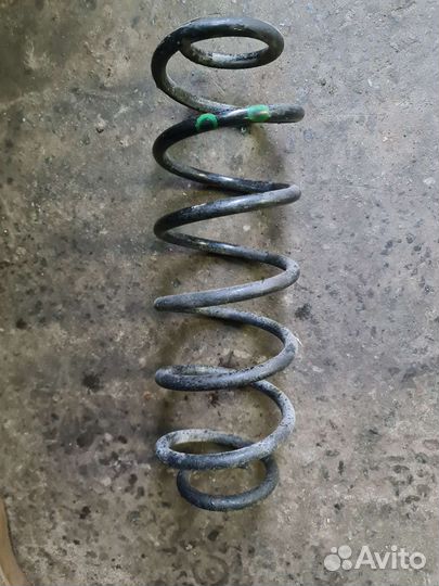 Задняя пружина Ford fusion2008 год