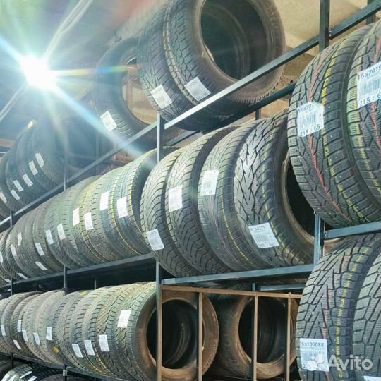 iLink Wintervorhut Stud III 265/60 R18 114T