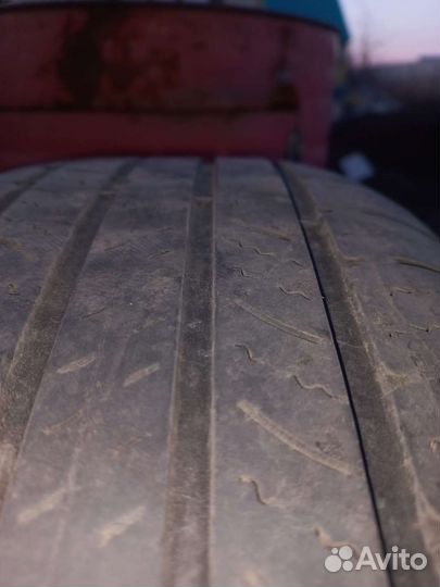 Michelin Latitude Tour HP 225/65 R17