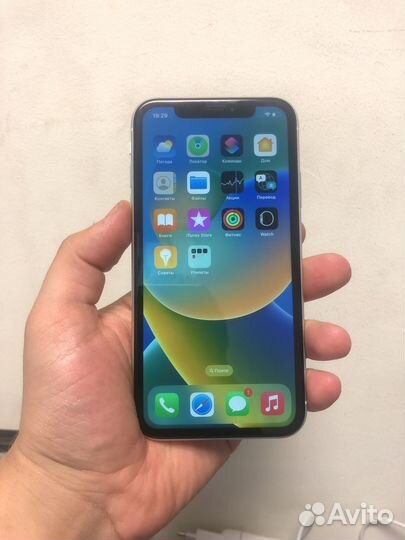 iPhone Xr, 64 ГБ