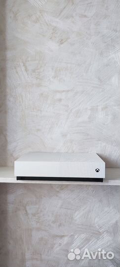 Xbox one s 1tb all digital + телевизор LG