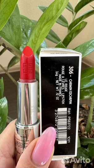 Губные помады Givenchy, Guerlain новые