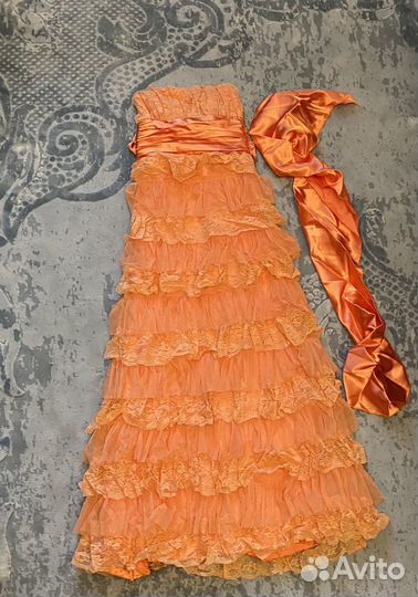 Вечернее платье