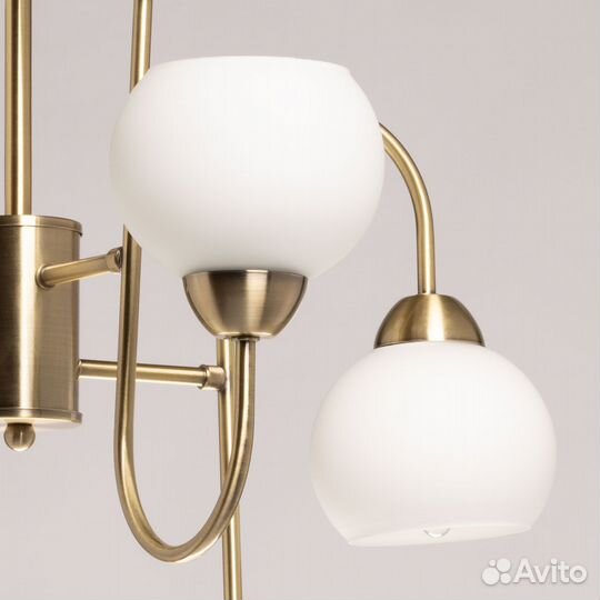 Эффектная подвесная люстра Оливия De City