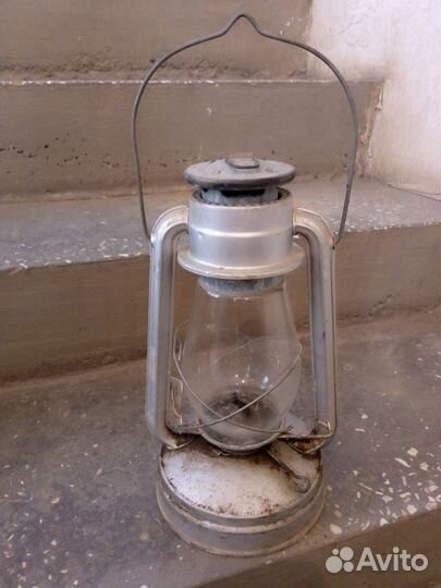 Керосиновая лампа