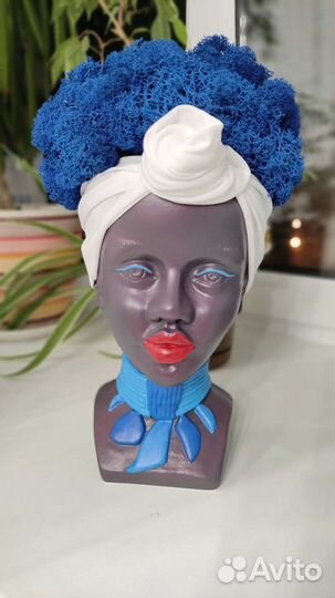 Статуэтка африканка