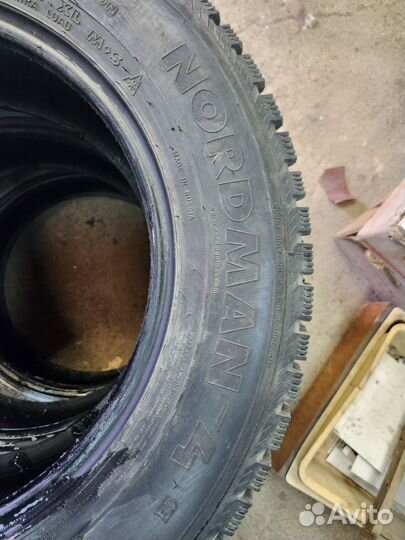 Nordman Nordman 4 215/65 R16