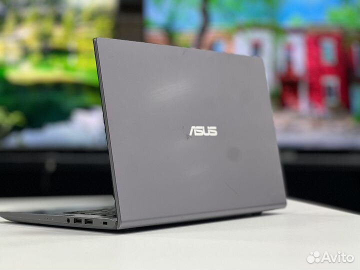 Шустрый Asus 14 IPS 8G озу SSD Core i3 10th