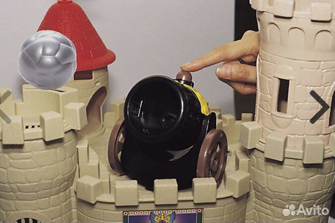 Замок-крепость Red Box, рыцари