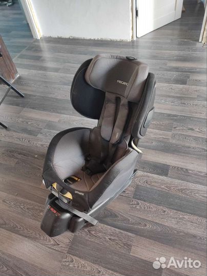 Автомобильное детское кресло