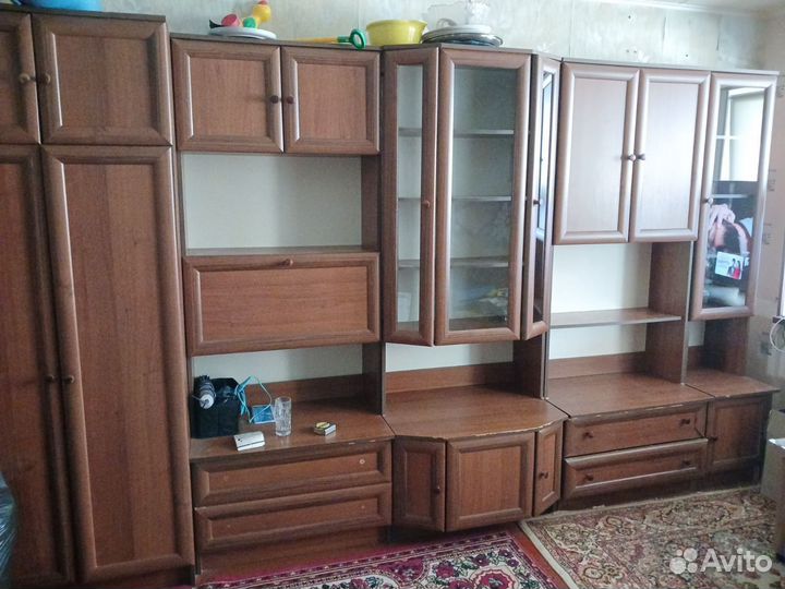 Стенка в гостиную