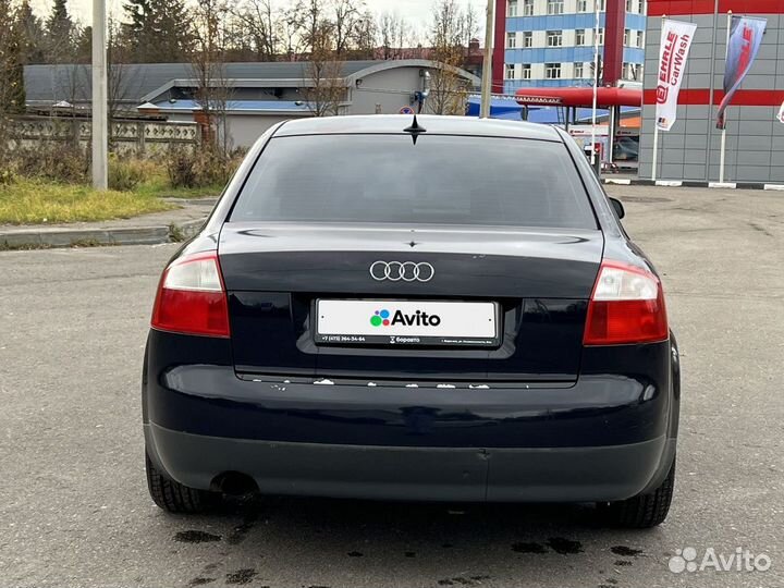 Audi A4 2.0 МТ, 2001, 304 352 км