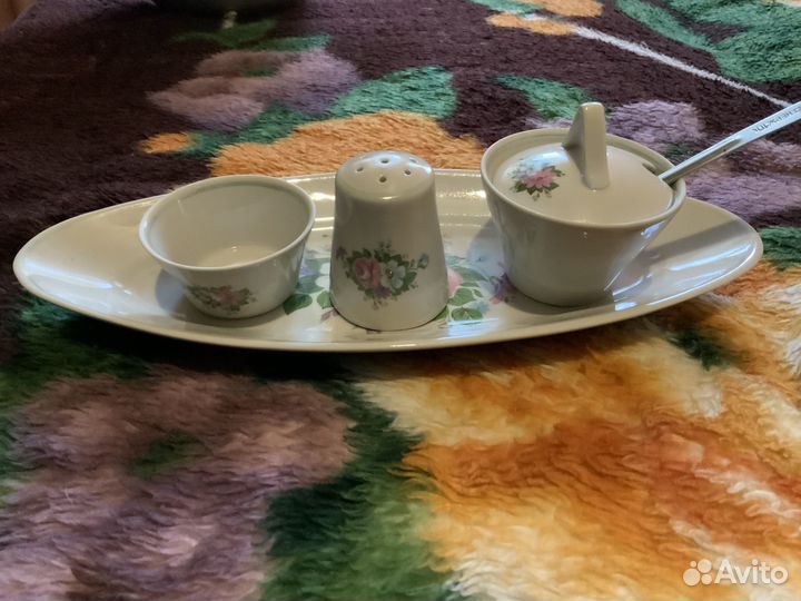 Столовый сервиз Дулево