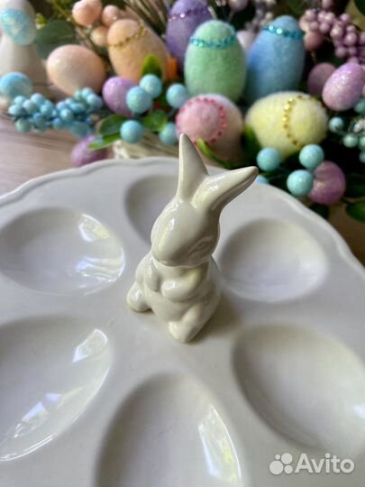 Тарелка пасхальная кролики