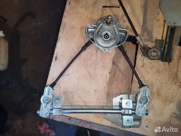 Стеклоподъемник