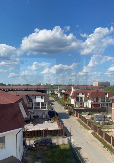 Таунхаус 200 м² на участке 6 сот.