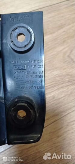 Фонарь задний левый на Тигуан 2007-2011