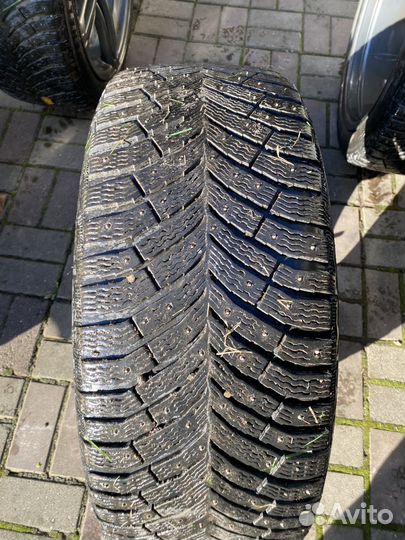 Michelin X-Ice North 4 265/40 R20