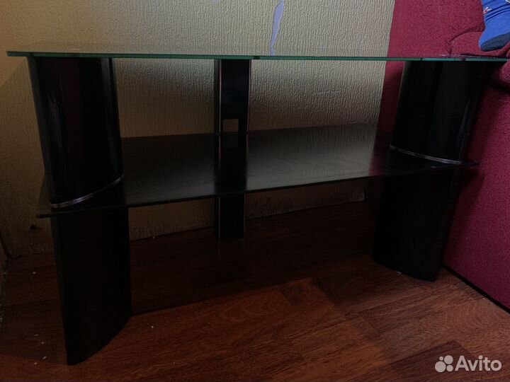 Стеклянная тумба