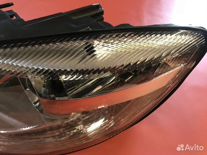 Фара передняя левая Skoda Octavia A5 2008 - 2013