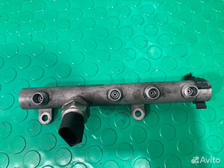 Топливная рейка / рампа Volkswagen Touareg 7L6 7L7