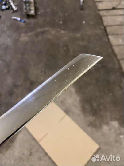 Молдинг задней левой двери Opel Astra J