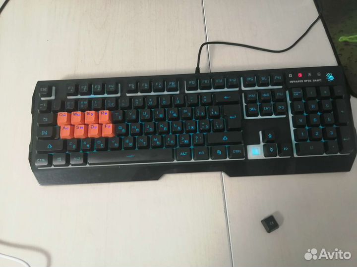 Клавиатура Bloody B188