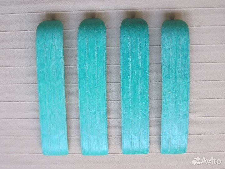 Лыжи детские пластмассовые СССР (две пары)