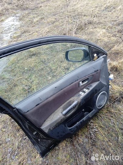 Дверь правая mazda 3 седан