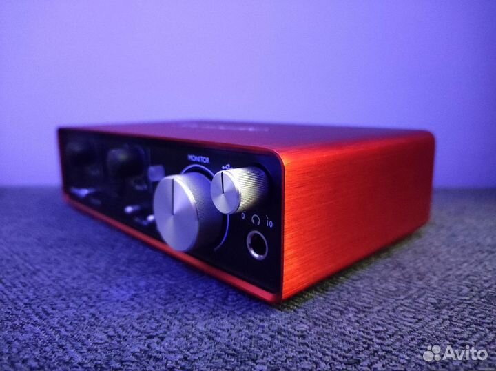 Focusrite Scarlett 2i2 2nd Gen