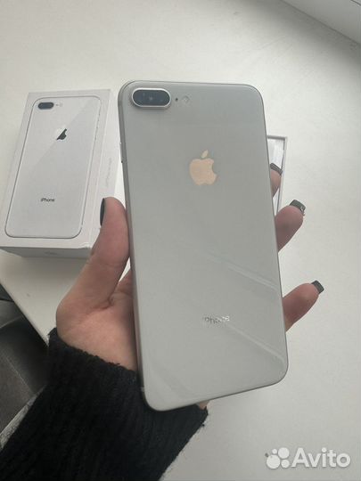 iPhone 8 Plus, 64 ГБ