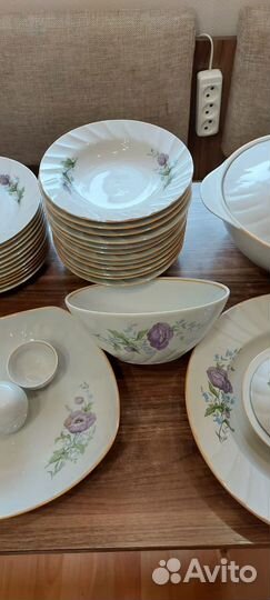 Набор столовой посуды на 12 персон