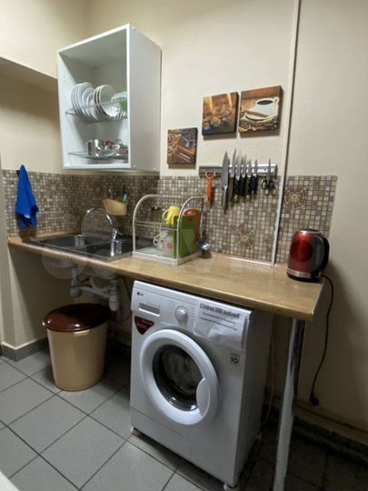 Комната 16 м² в > 9-к., 1/24 эт.