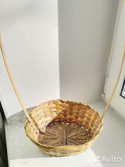 Корзина плетеная