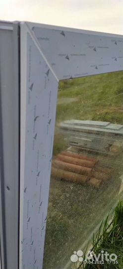 Окно пластиковое бу, трещина