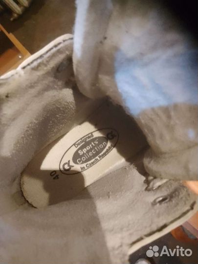 Коньки хоккейные