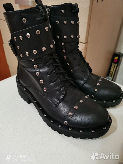 Ботинки женские