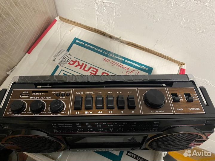 Кассетный магнитофон