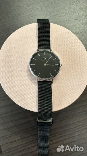 Часы daniel wellington