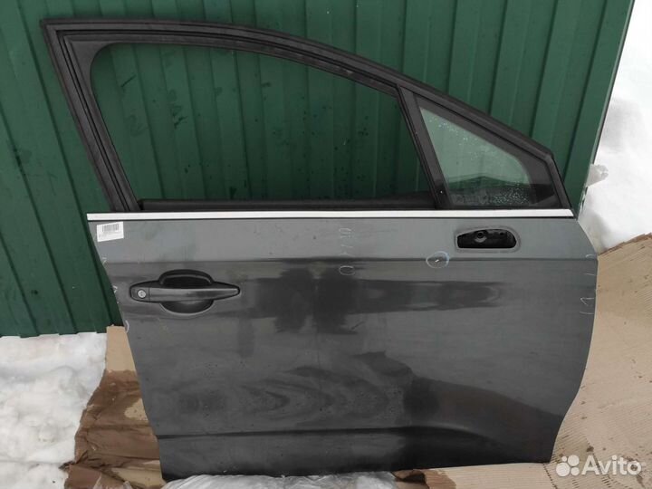 Дверь передняя правая Ситроен С4 Б7 серая